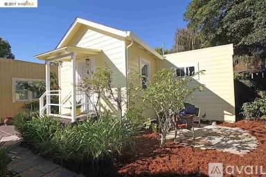 Main picture of 2107 Spaulding Ave