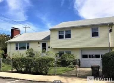 Main picture of 150 Mount Hope St