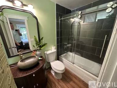 Main picture of 1628 Kula Mauu Pl