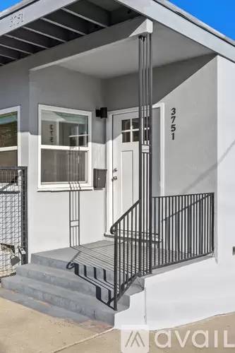 Main picture of 4522 Utah St
