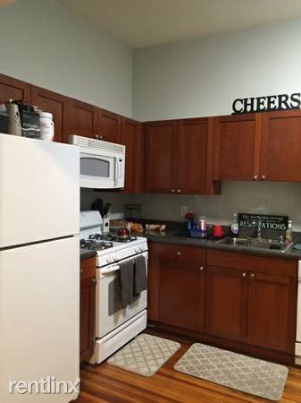 Main picture of 381 Cambridge St