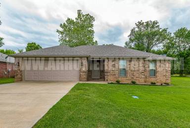 Main picture of 2 Jon Ross Dr