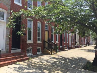 Main picture of 421 N Collington Ave
