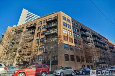 Main picture of River North Commons