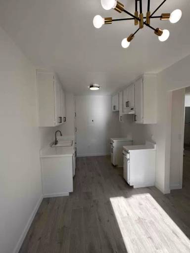 Main picture of 21001 Bryant St