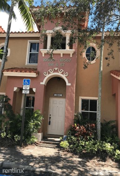 Main picture of 10561 SW 6th St