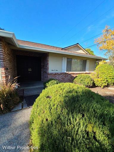 Main picture of 909 Loma Verde Ave