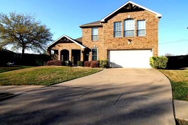 Main picture of 321 Carissa Ct