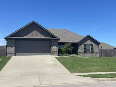Main picture of 711 Captain Reid Ln