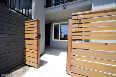 Main picture of Woodside North Apartments
