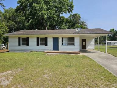 Main picture of 2525 Medford Pl