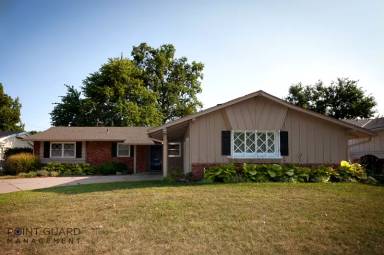 Main picture of 6427 E 9th St N