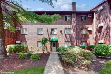 Main picture of 2432 Waterbury Dr