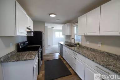 Main picture of 3401 S Quivas St