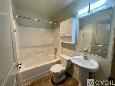 Main picture of 420 Queen Anne Ave N