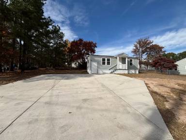 Main picture of 834 Shaw Mill Rd