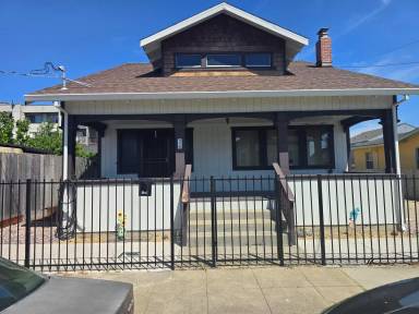 Main picture of 36 15th St