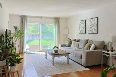 Main picture of 2960 Kobe Dr