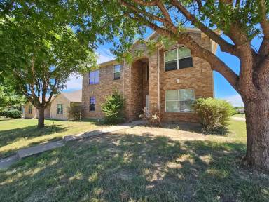 Main picture of 7836 Kansas Ave