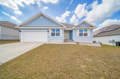 Main picture of 3883 Larry Furr Way