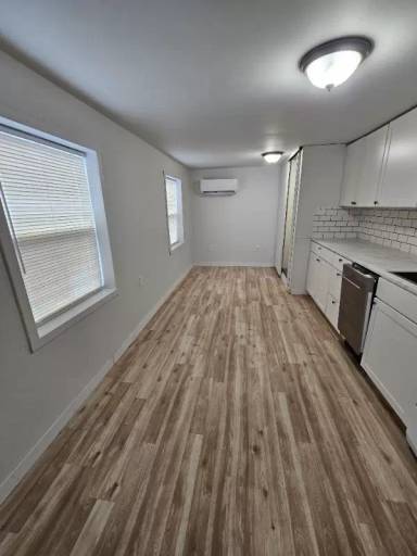 Main picture of 219 N Rock St