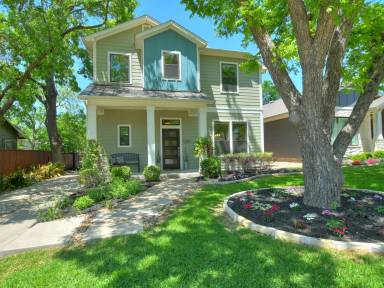 Main picture of 5302 Aurora Dr