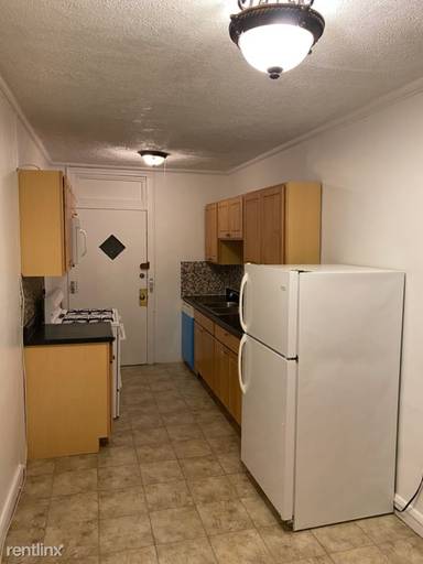 Main picture of 816 E 49th St