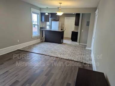 Main picture of 605 Van Buren Ave