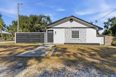 Main picture of 502 Tweed Ave
