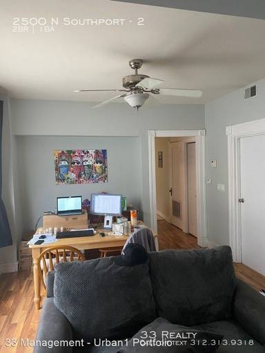 Main picture of 2500 N Southport Ave