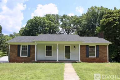 Main picture of 5250 Prince Charles Dr