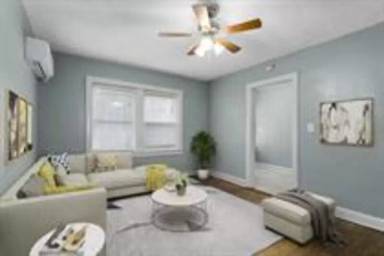 Main picture of 4545 Main St