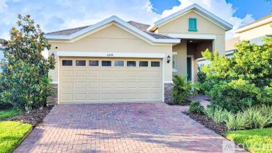 Main picture of 6126 Voyagers Pl