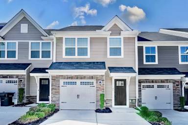 Main picture of 125 Marthawood Ln