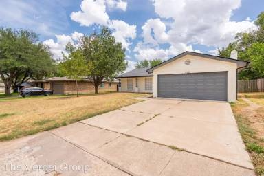 Main picture of 836 Spring Brook Dr