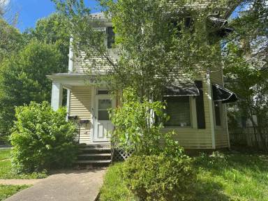 Main picture of 935 W Washington St