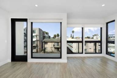 Main picture of 5550 Bonner Ave