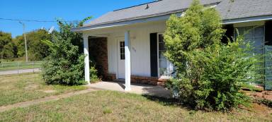 Main picture of 3001 Manasse Dr