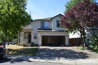 Main picture of 21560 SW Frammy Way