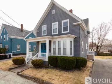 Main picture of 68 Hillside Ave