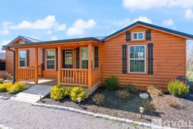 Main picture of 2097 Hebron Rd