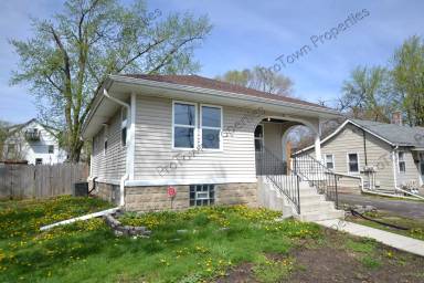 Main picture of 213 Hyde Park St