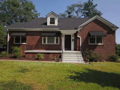 Main picture of 171 E Victoria Rd