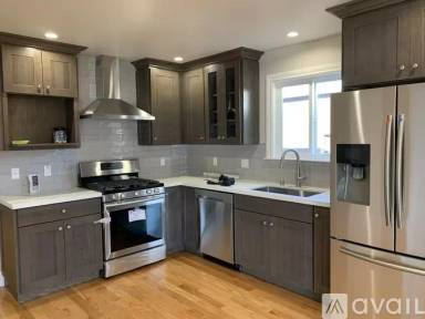 Main picture of 60 Park Manor Dr