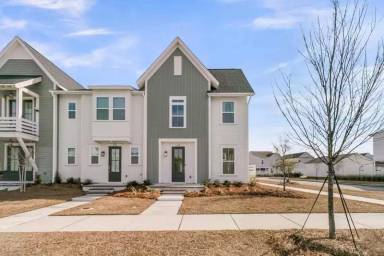 Main picture of 248 Symphony Ave