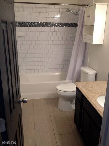 Main picture of 2241 W Hillside Ave