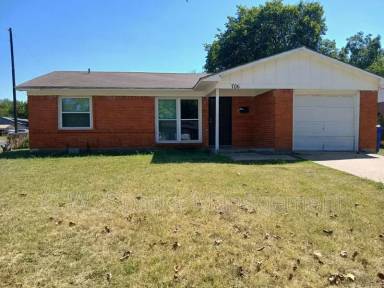 Main picture of 706 Goldwood Dr