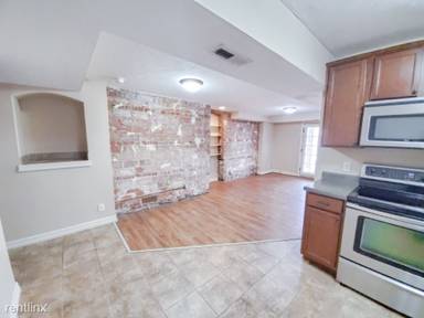 Main picture of 3009 Harney St