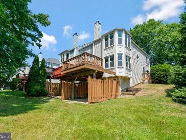Main picture of 6001 Liverpool Ln