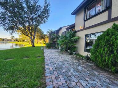Main picture of 1710 Bayberry Dr